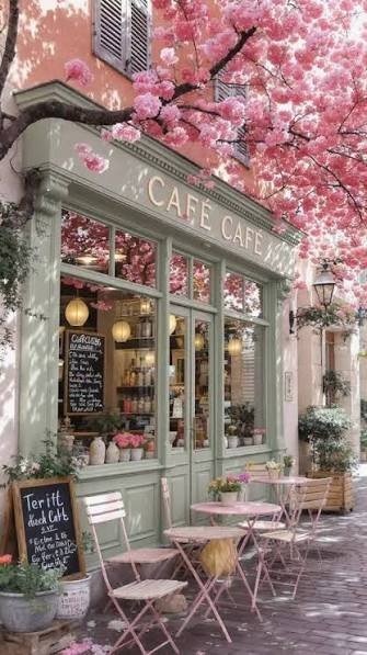 Café Vibe & Community Focus